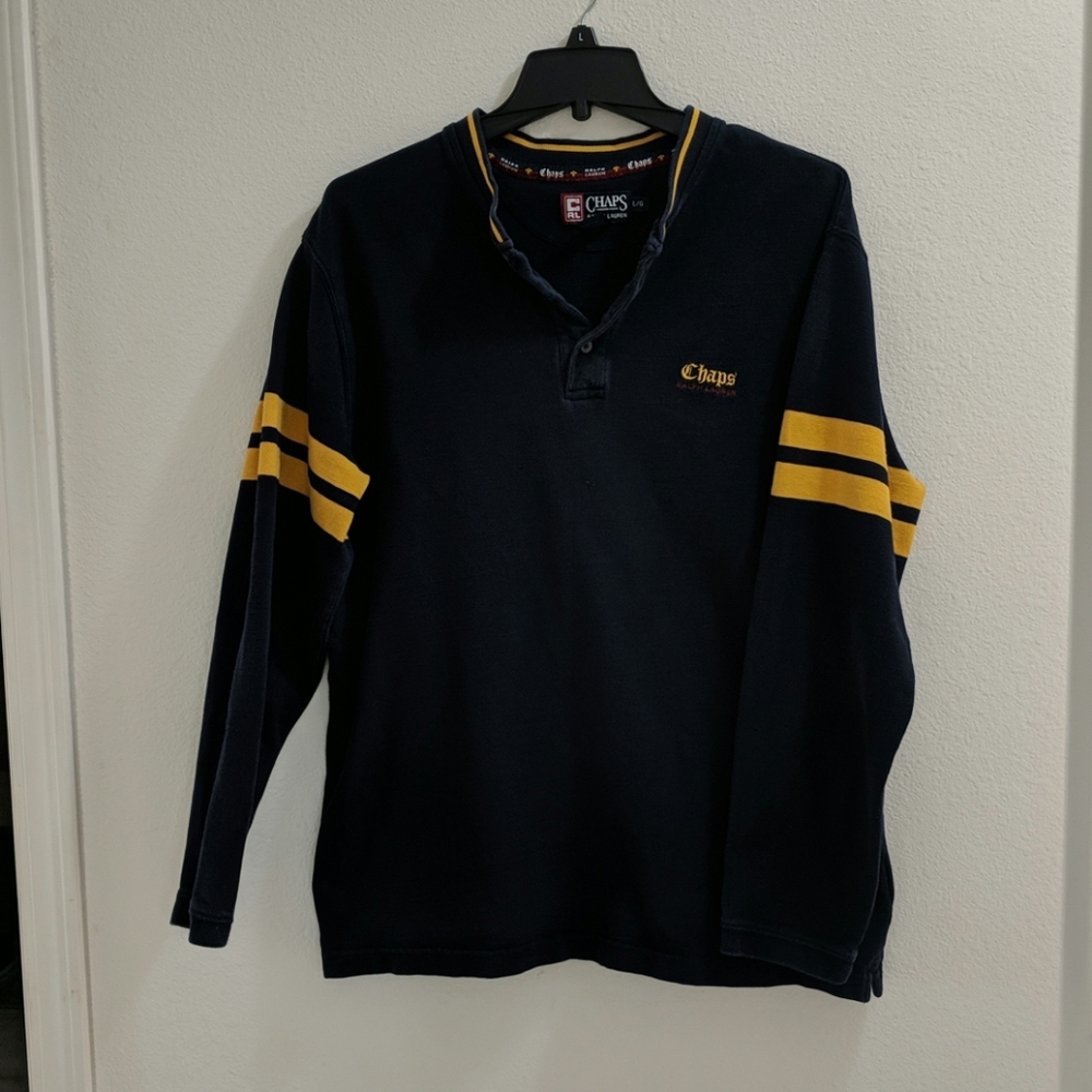Chaps Ralph Lauren Vintage  Blue and Gold Tee.size L